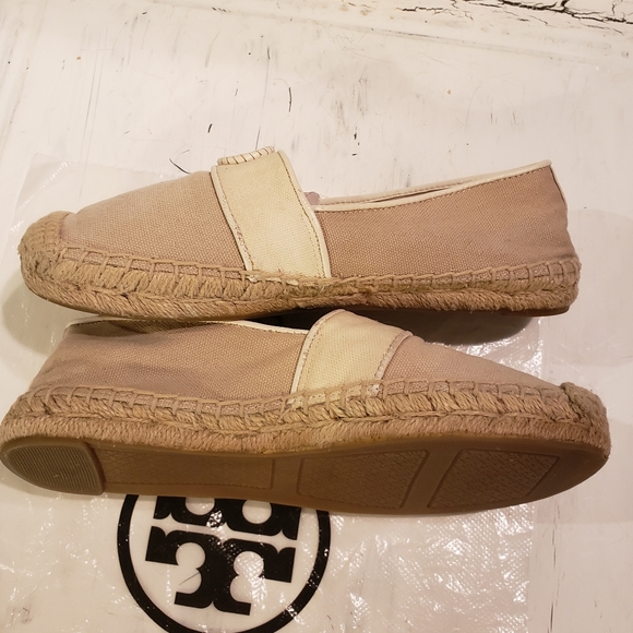 Tory Burch Logo Espadrilles 214 - Picture 5 of 15